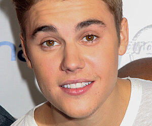 2.6 Million Fans ‘Like’ Justin Bieber’s Chipped Tooth