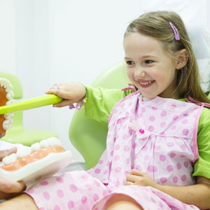 Help ‘De-Stress’ Your Child’s Dental Visits with these Tips