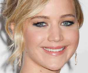 Even Celebrities Like Jennifer Lawrence Aren’t Immune From Bad Breath!